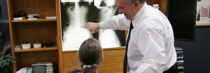 Chiropractic Waterloo IA adjustment and x-rays Chiropractic Waterloo IA adjustment and x-rays